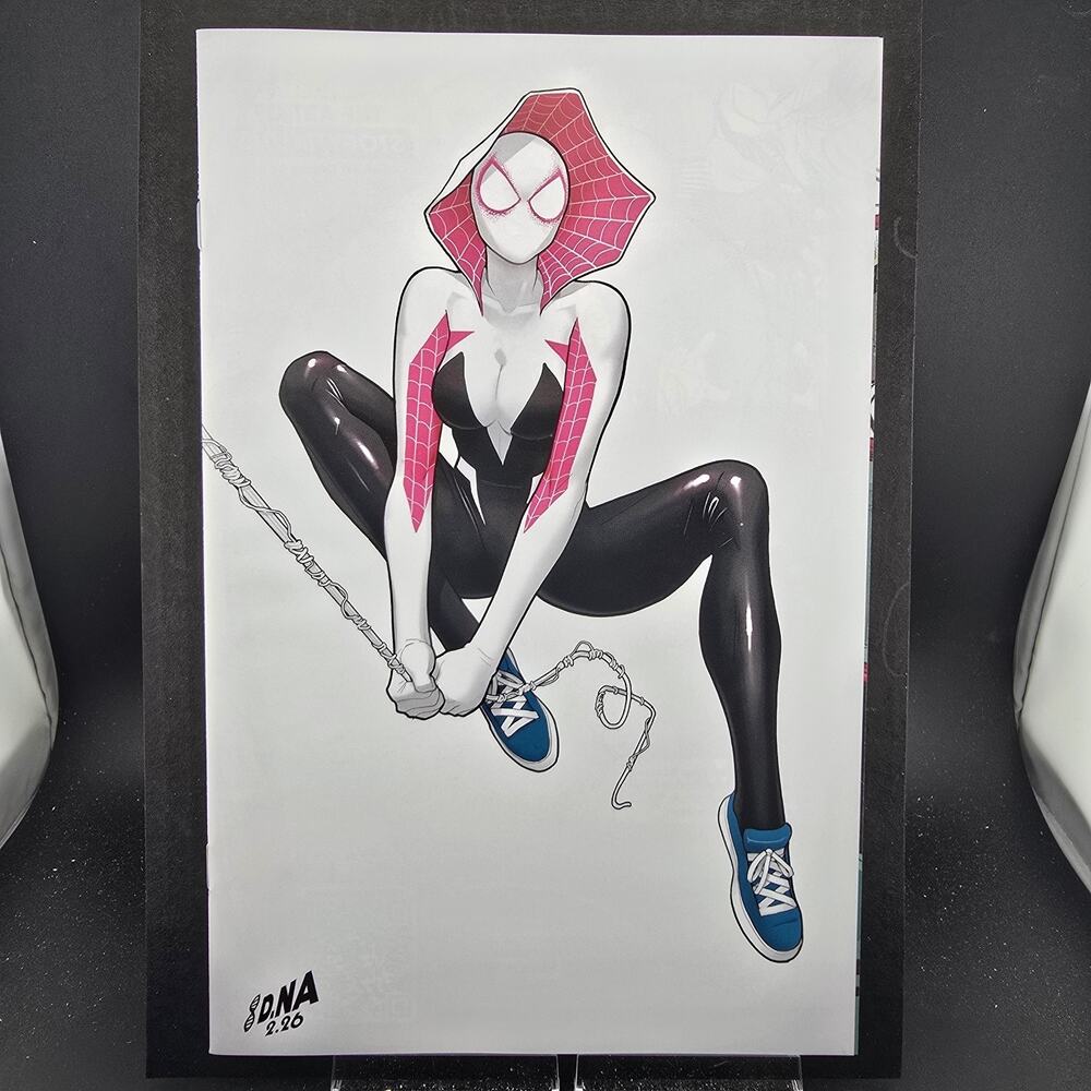 AMAZING SPIDER-MAN #26 NAKAYAMA 1:50 VIRGIN VARIANT SPIDER-GWEN MARVEL 2026 NM/M